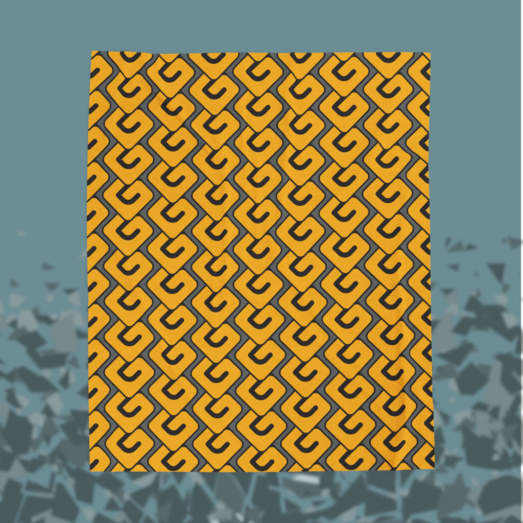 G Logo Plush Throw